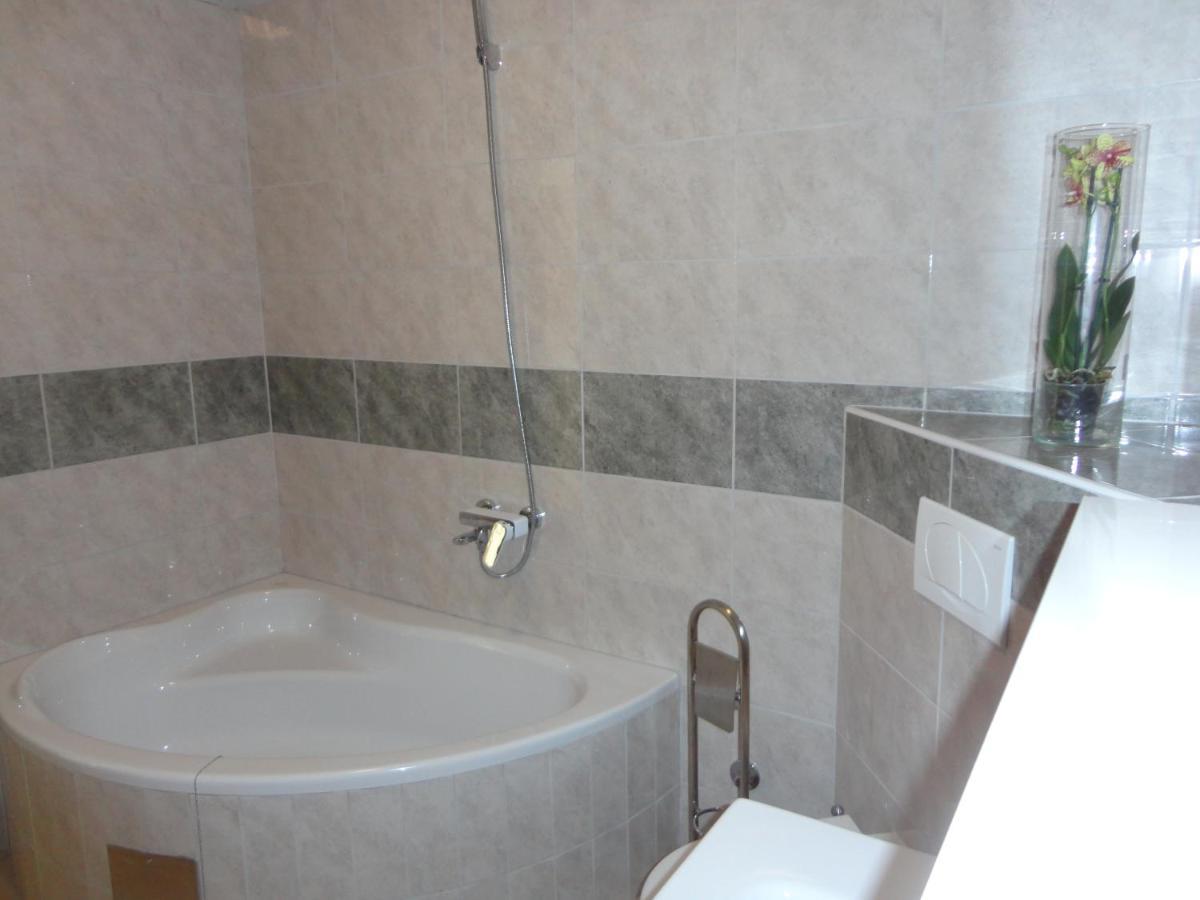 Apartman Bozic Apartment Kastel Stafilic Luaran gambar